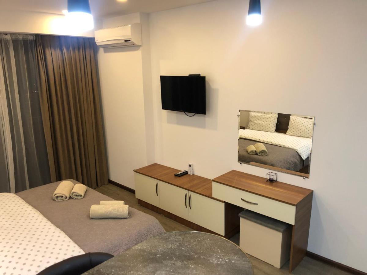 Panorama Beach Tower バトゥーミ エクステリア 写真