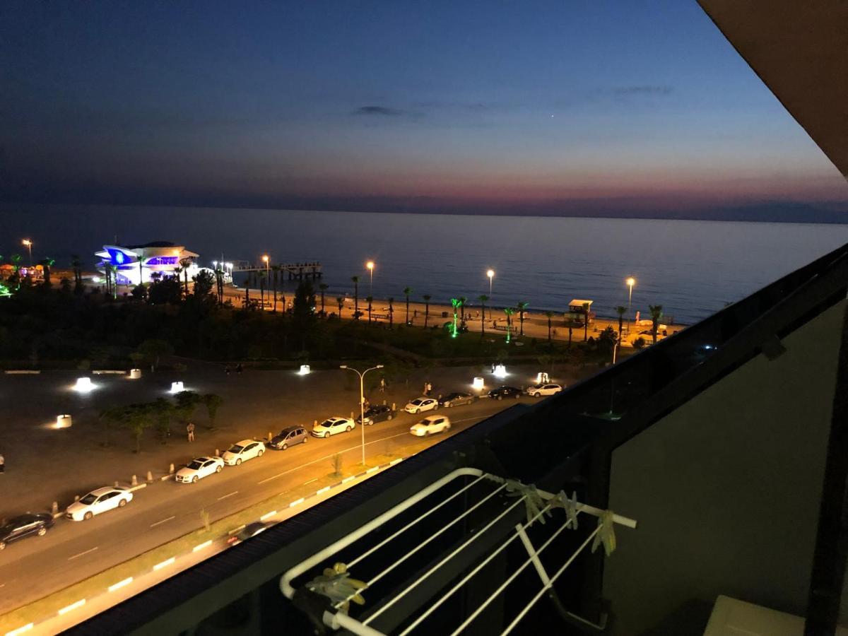 Panorama Beach Tower バトゥーミ エクステリア 写真